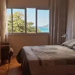 Fantástico apartamento Frente ao mar em Balneário Camboriú